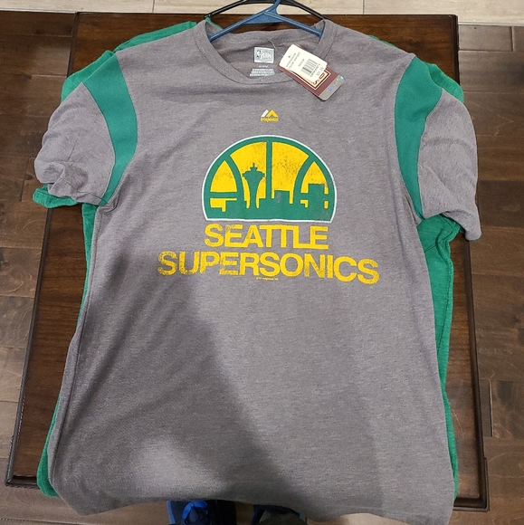 NBA retro Seattle Supersonics t-shirt medium - Picture 1 of 1